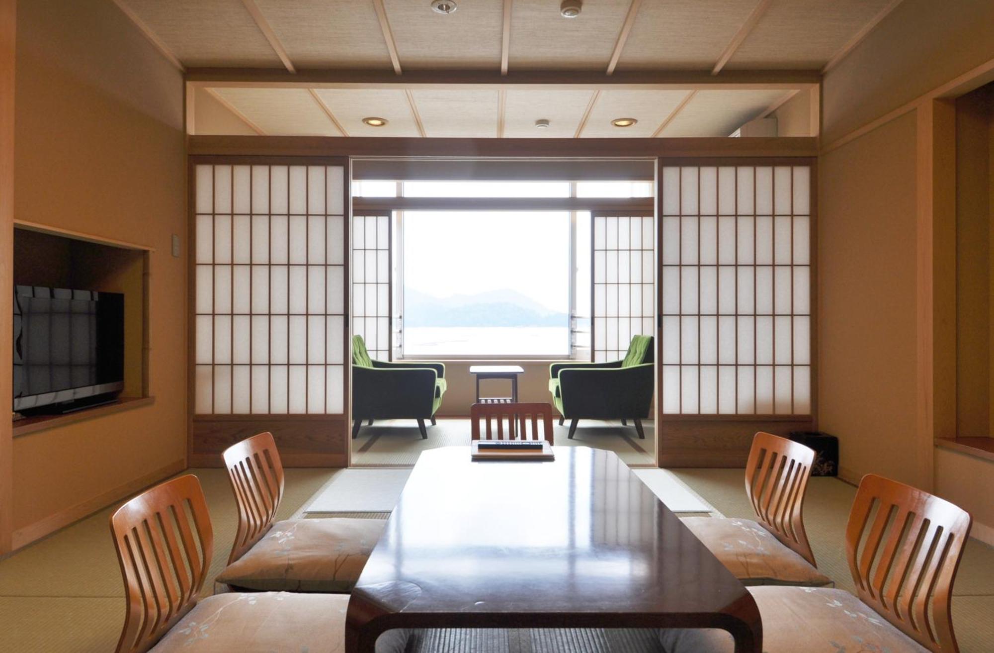 Miyahama Grand Hotel Hatsukaichi Luaran gambar